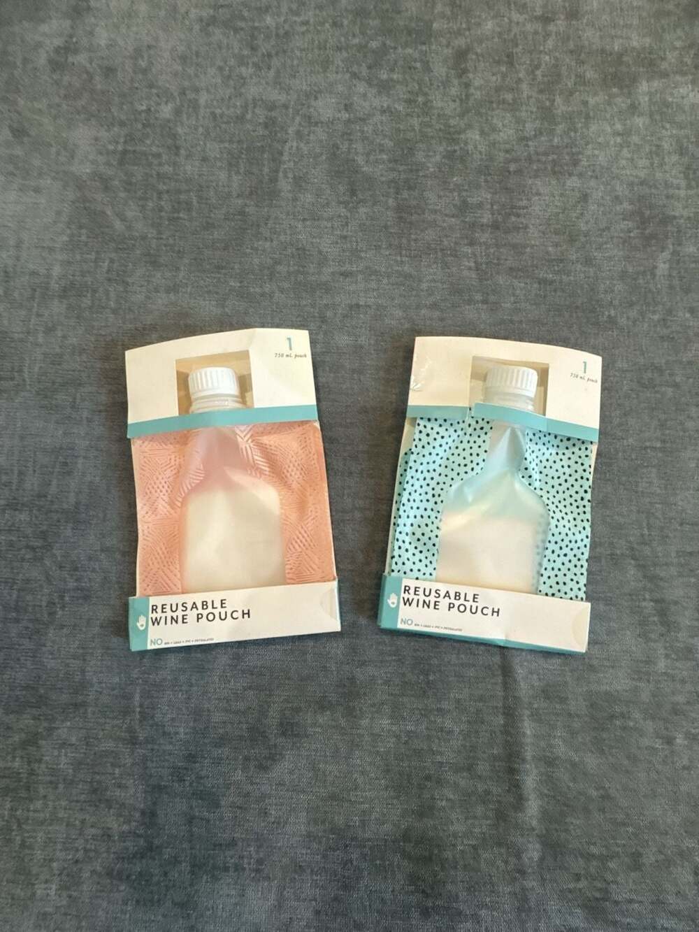 Vivitar Reusable Wine Pouch Set of 2 (Pink and Polka Dot)